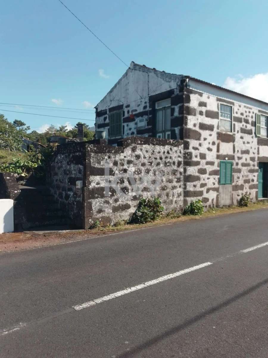 Moradia T4 para Venda em São Roque do Pico Foto 21