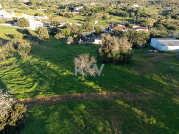 Moradia T3 para Venda em Albufeira e Olhos de Água