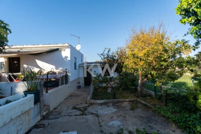 Moradia T3 para Venda em Albufeira e Olhos de Água