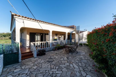 Moradia T3 para Venda em Albufeira e Olhos de Água
