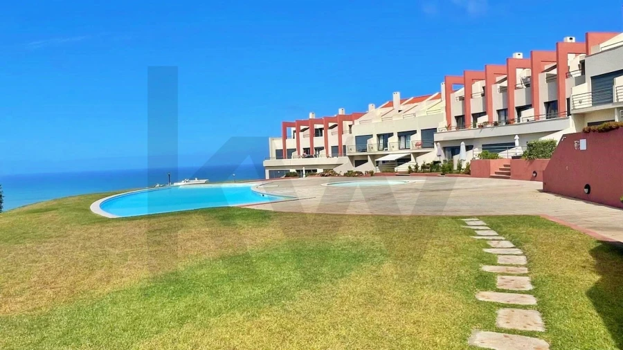 Moradia T2 para Venda em Lourinhã e Atalaia Foto 1