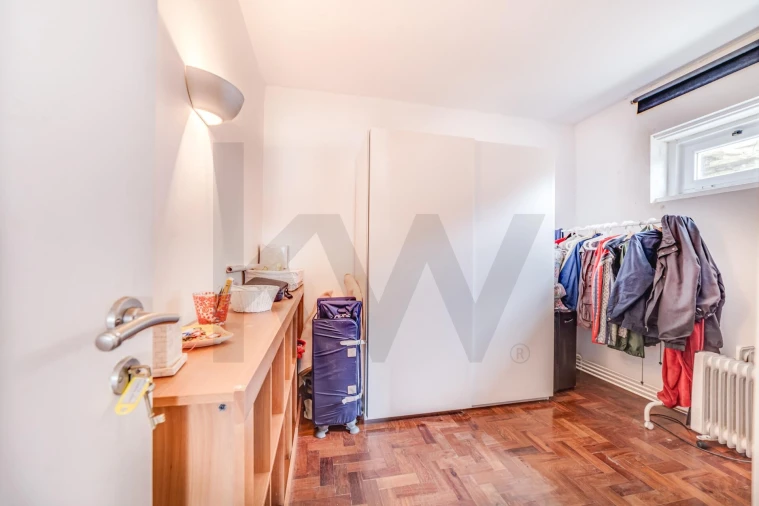 Moradia T4 para Venda em Colares Foto 30