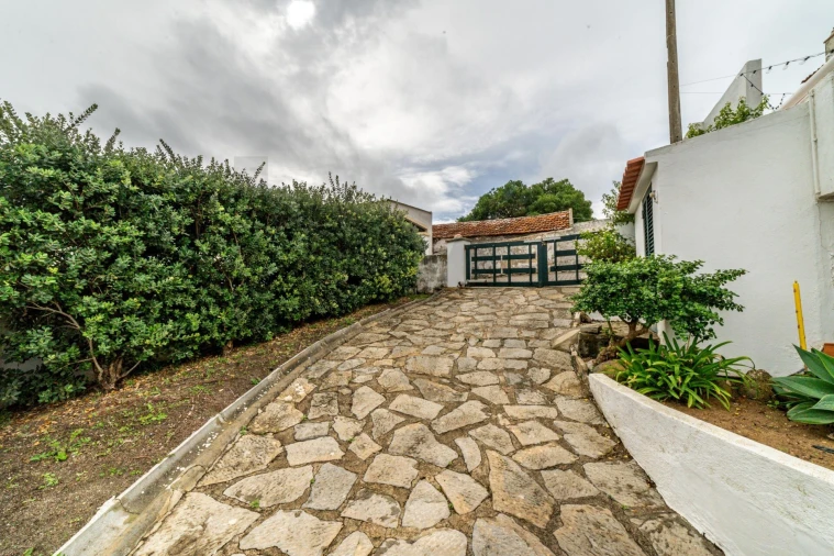 Moradia T4 para Venda em Colares Foto 46