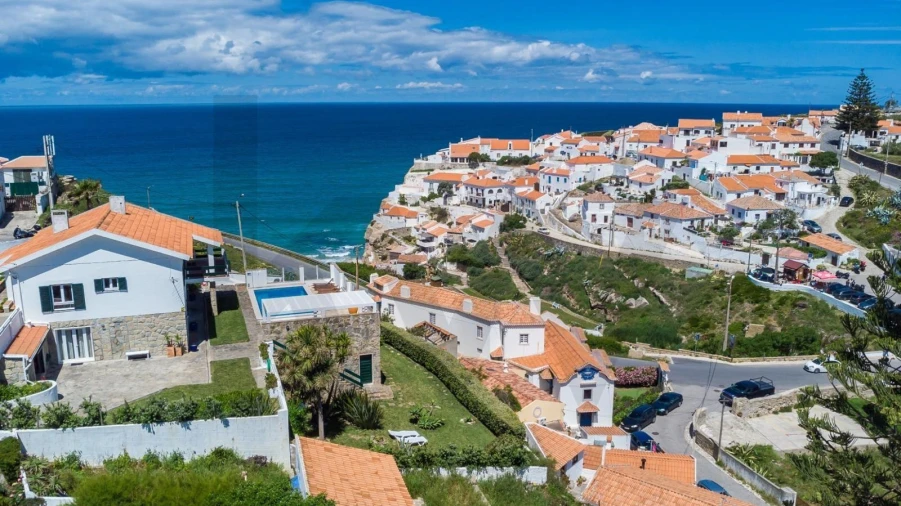 Moradia T4 para Venda em Colares Foto 36