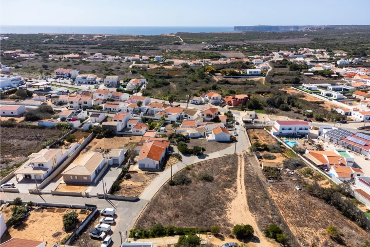 Terreno para Venda em Vila de Sagres Foto 6
