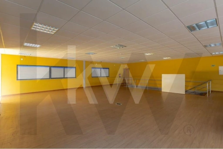 Armazém para Venda em Castelo Branco Foto 17