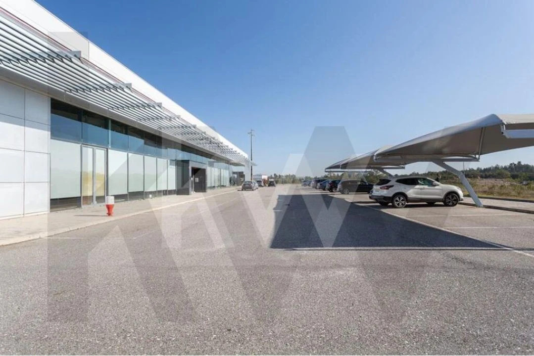 Armazém para Venda em Castelo Branco Foto 1