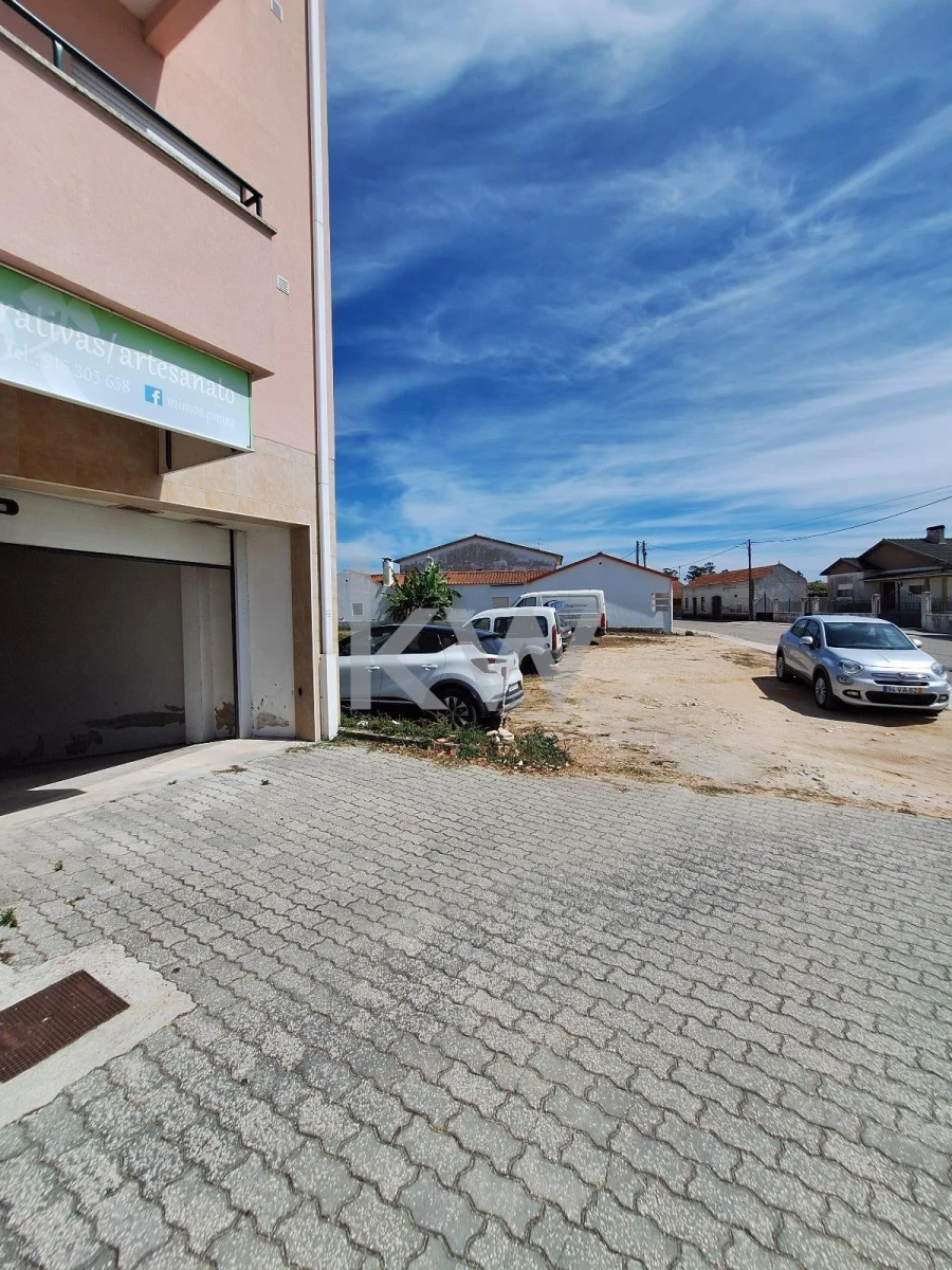 Garagem para Venda em Mira Foto 12