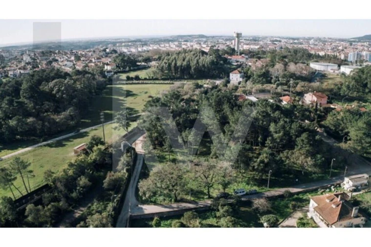 Terreno para Venda em Algueirão-Mem Martins Foto 9