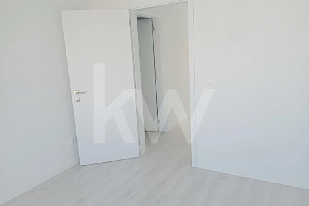 Apartamento T3 para Venda em Corroios Foto 25