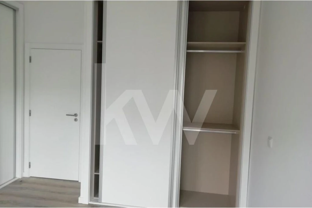Apartamento T3 para Venda em Corroios Foto 16