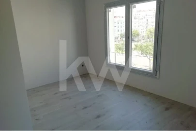 Apartamento T3 para Venda em Corroios