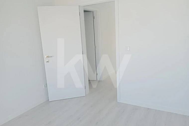 Apartamento T3 para Venda em Corroios Foto 25