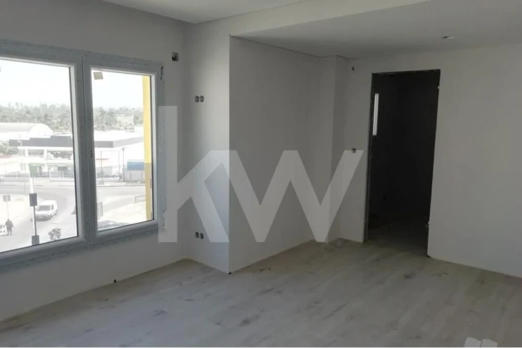 Apartamento T3 para Venda em Corroios Foto 11
