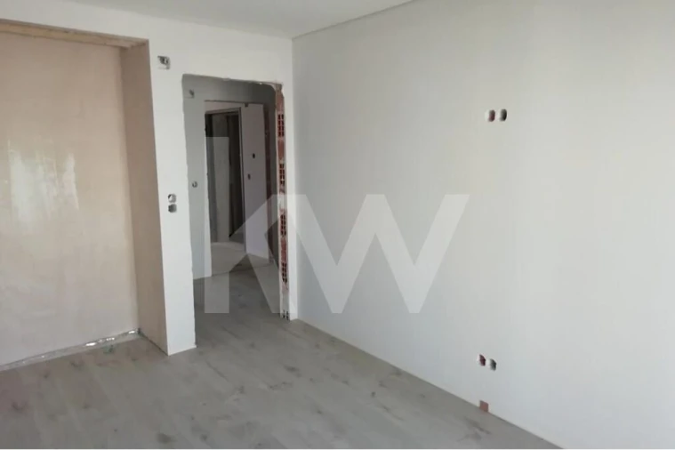 Apartamento T3 para Venda em Corroios Foto 5