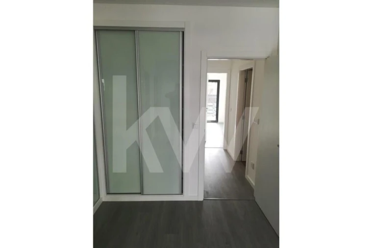 Apartamento T3 para Venda em Corroios Foto 18