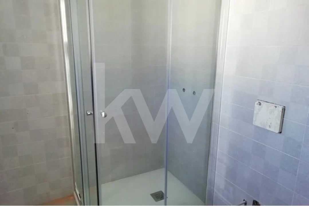 Apartamento T3 para Venda em Corroios Foto 8