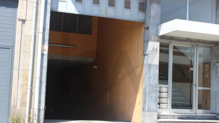 Garagem para Venda em Cedofeita, Santo Ildefonso, Sé, Miragaia, São Nicolau e Vitória