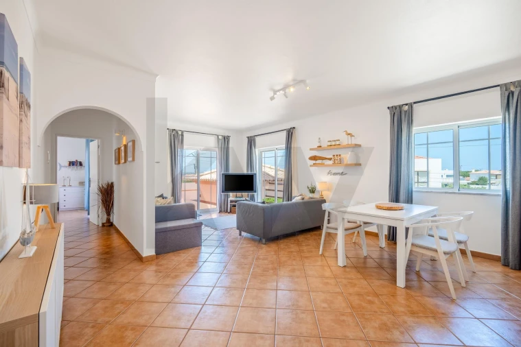 Apartamento T2 para Venda em Vila de Sagres Foto 8