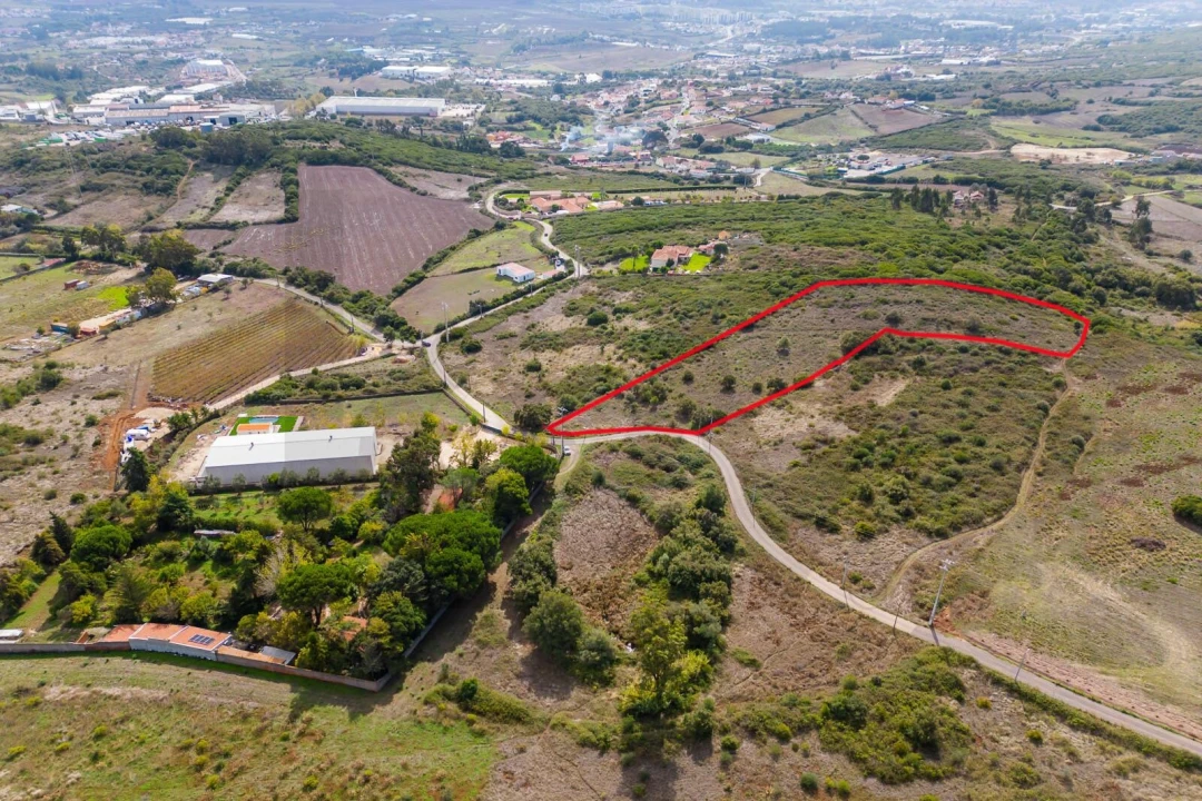 Terreno para Venda em Santo Antão e São Julião do Tojal Foto 16