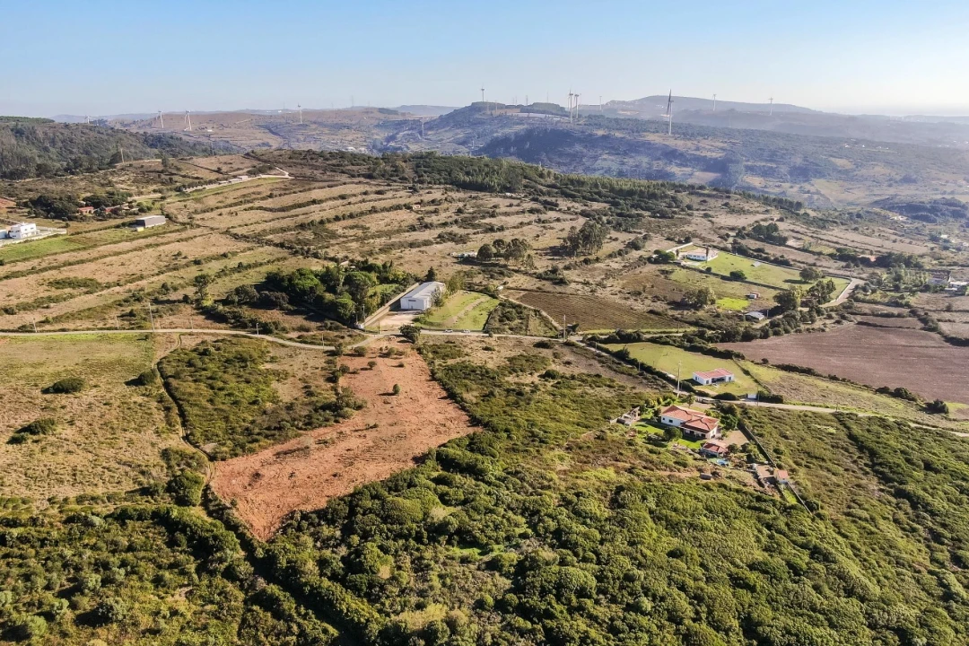 Terreno para Venda em Santo Antão e São Julião do Tojal Foto 21