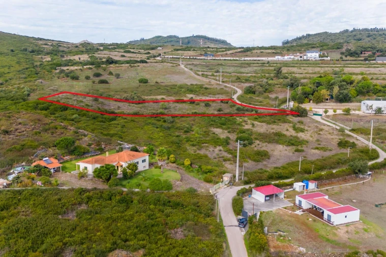 Terreno para Venda em Santo Antão e São Julião do Tojal Foto 10