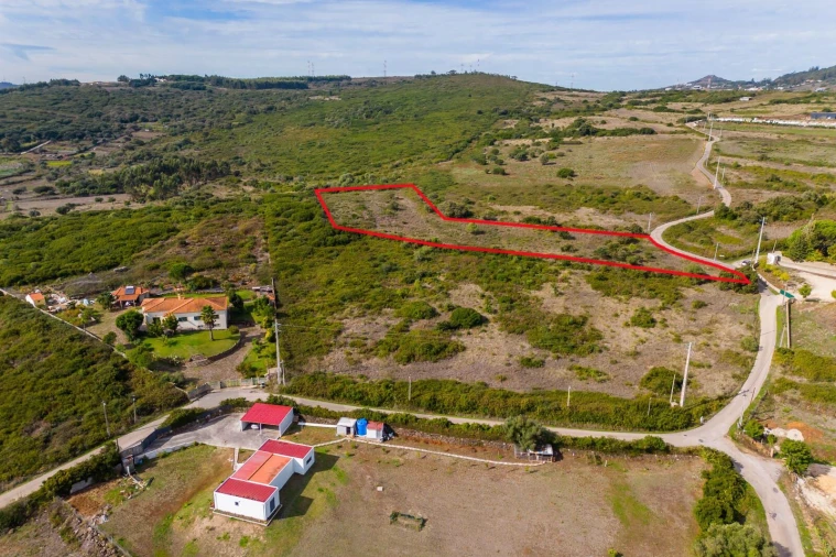 Terreno para Venda em Santo Antão e São Julião do Tojal Foto 4