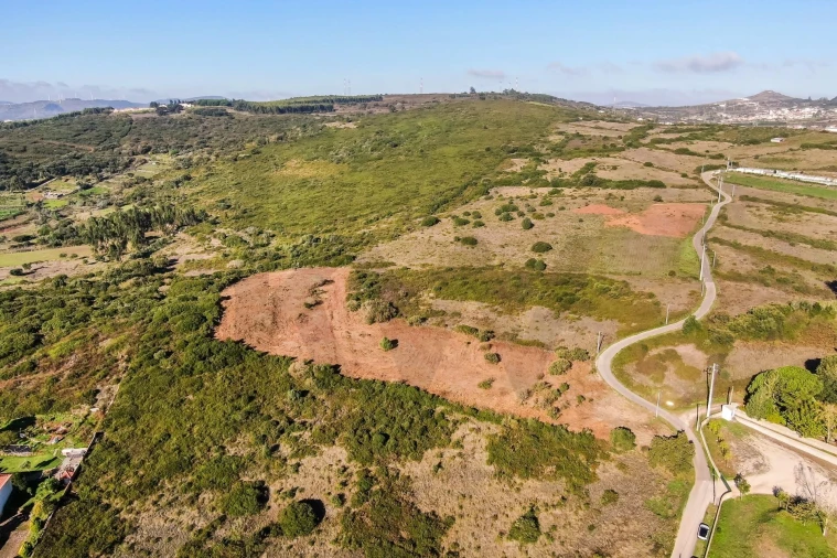 Terreno para Venda em Santo Antão e São Julião do Tojal Foto 24