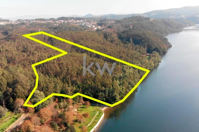 Terreno para Venda em Melres e Medas Foto 2