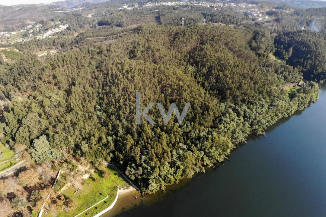 Terreno para Venda em Melres e Medas Foto 11
