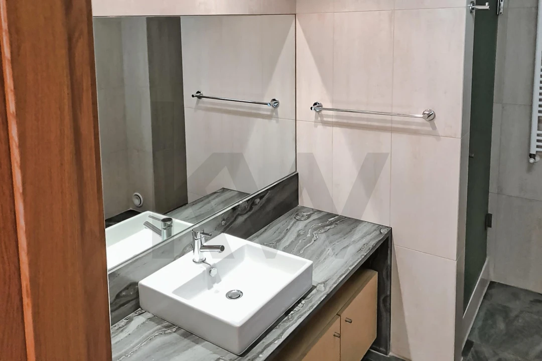 Moradia T3 para Arrendamento em Barcarena Foto 28