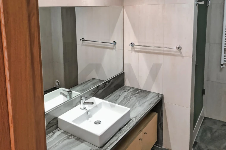 Moradia T3 para Arrendamento em Barcarena Foto 28