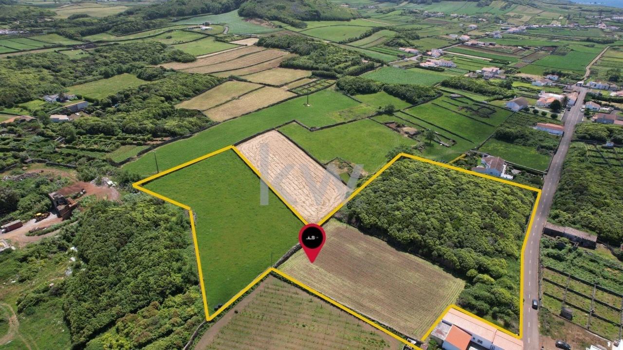 Terreno para Venda em Santa Cruz da Graciosa Foto 3