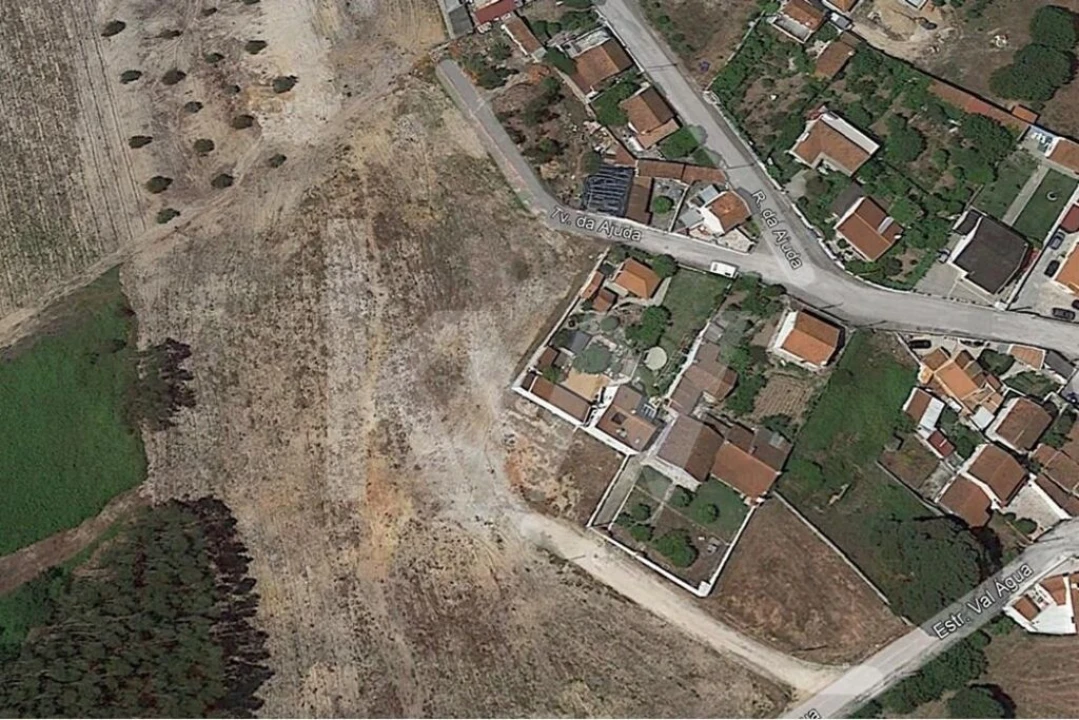 Terreno para Venda em Ramalhal Foto 1