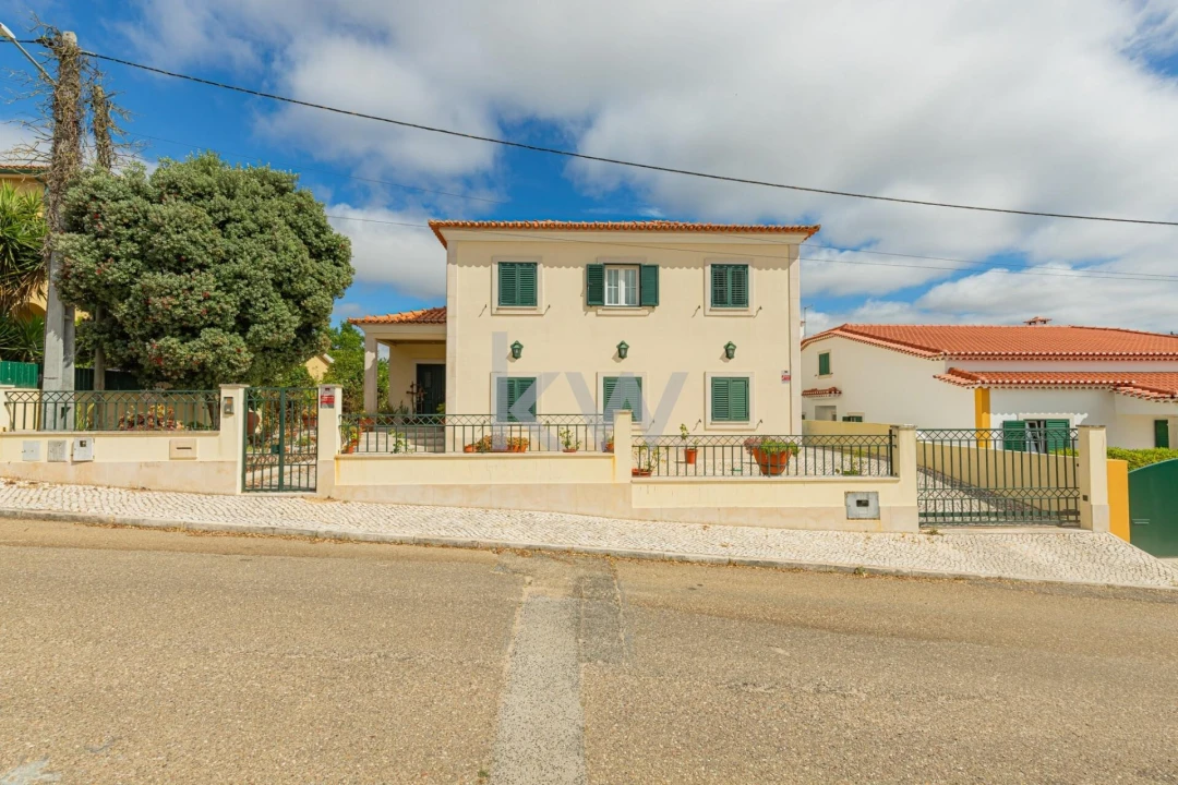 Moradia T5 para Venda em Romeira e Várzea Foto 44