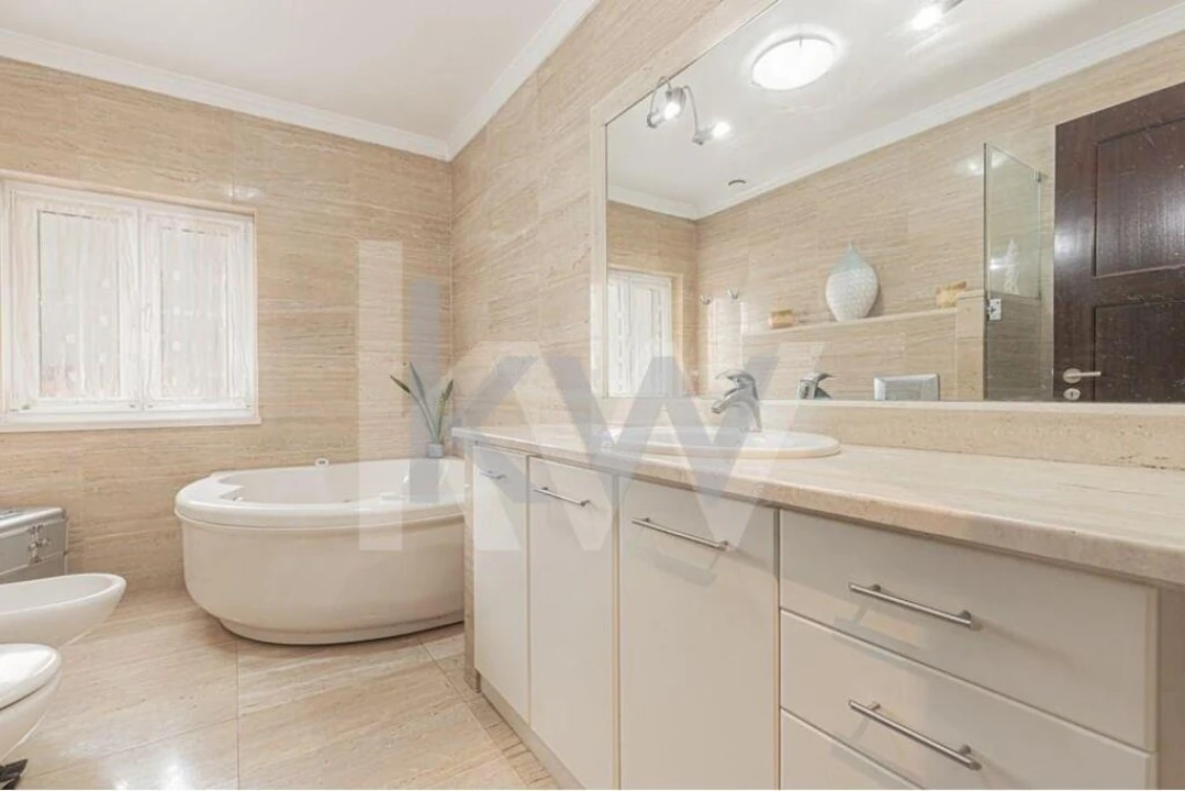 Moradia T5 para Venda em Romeira e Várzea Foto 24