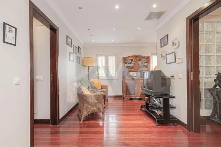 Moradia T5 para Venda em Romeira e Várzea Foto 22