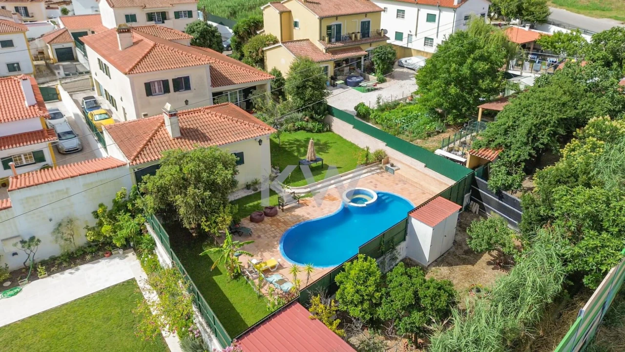 Moradia T5 para Venda em Romeira e Várzea Foto 40