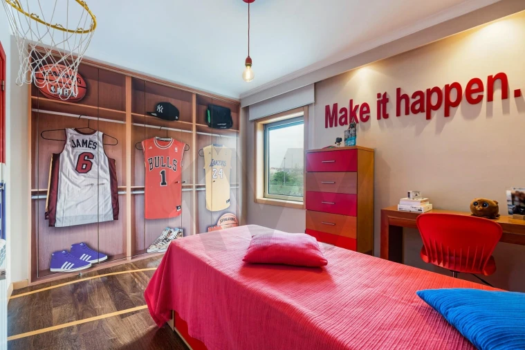 Moradia T4 para Venda em Oliveira do Douro Foto 12