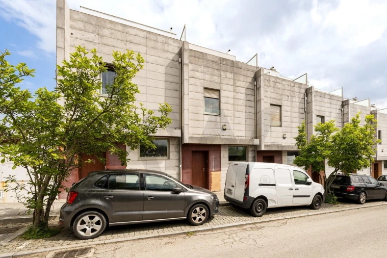 Moradia T4 para Venda em Oliveira do Douro