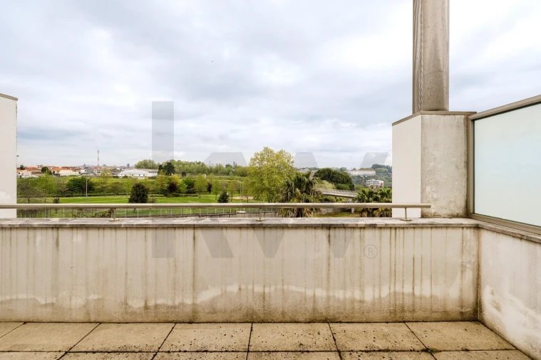 Moradia T4 para Venda em Oliveira do Douro Foto 16