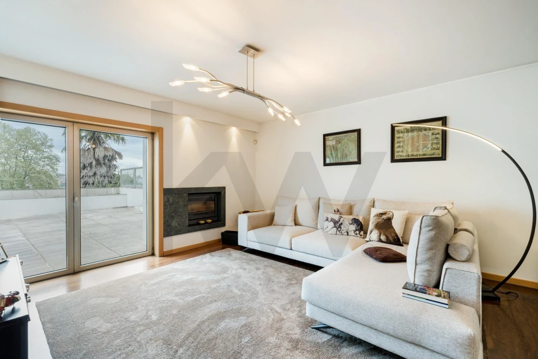 Moradia T4 para Venda em Oliveira do Douro Foto 4