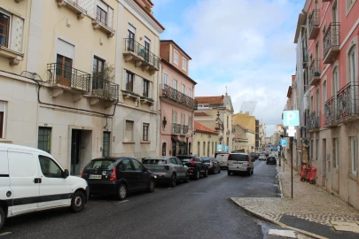 Escritório para Arrendamento em Estrela