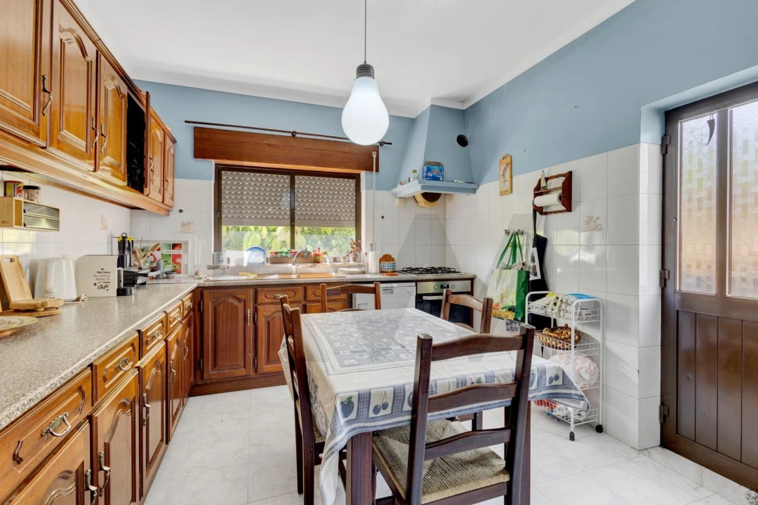 Moradia T3 para Venda em Arneiro das Milhariças Foto 35