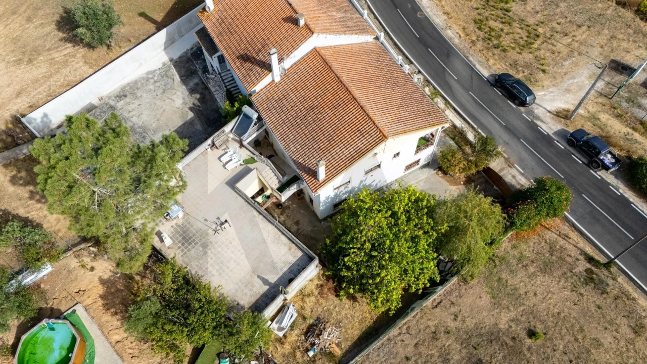 Moradia T3 para Venda em Arneiro das Milhariças Foto 3