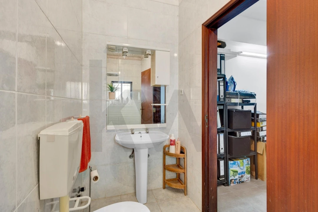 Moradia T3 para Venda em Arneiro das Milhariças Foto 21