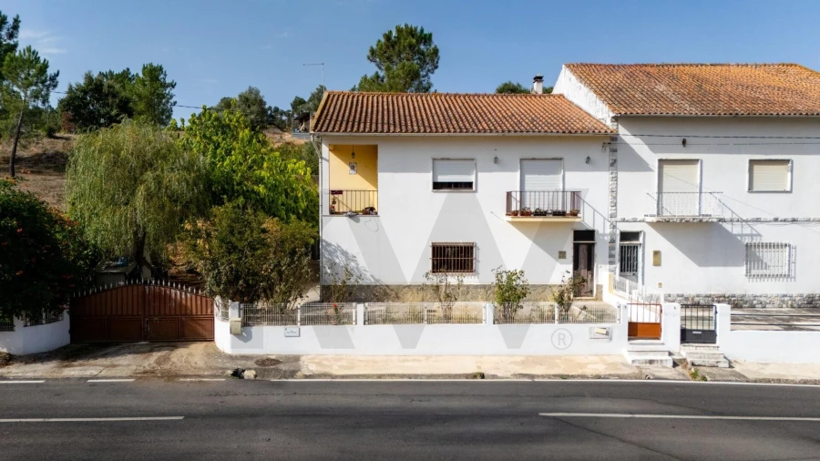 Moradia T3 para Venda em Arneiro das Milhariças Foto 2