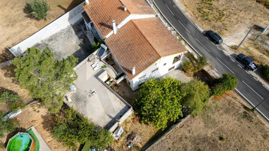 Moradia T3 para Venda em Arneiro das Milhariças Foto 3