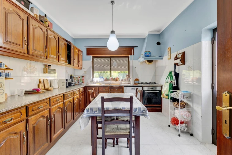 Moradia T3 para Venda em Arneiro das Milhariças Foto 34