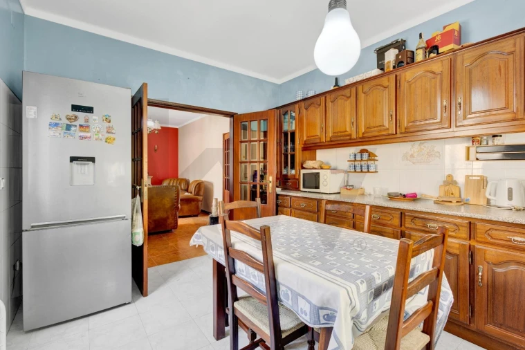 Moradia T3 para Venda em Arneiro das Milhariças Foto 36